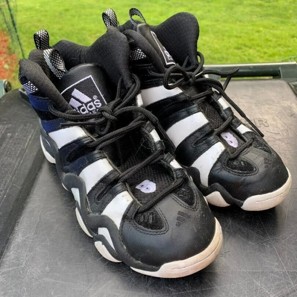 Vintage Adidas high tops size 6.5